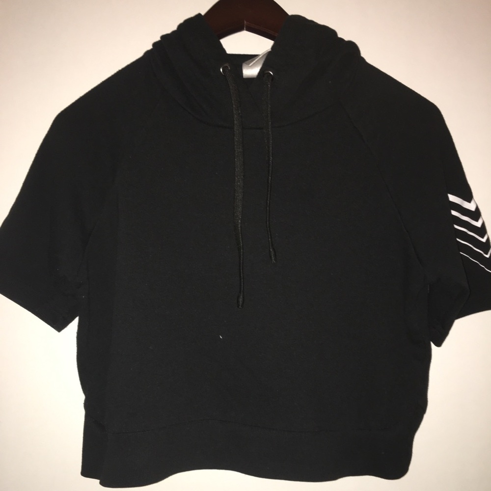 Black Shortsleeve Hoodie Crop Top